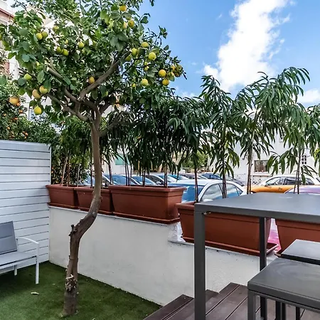 Modern Ground Floor With A Beautiful Garden شقة لارنكا